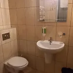Dworek Staropolski 2* بوزنان