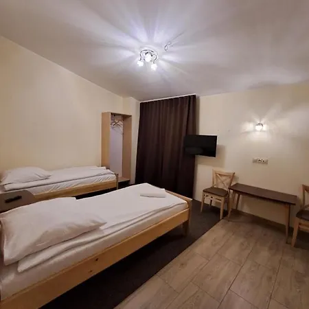 Dworek Staropolski Hotel apartamentowy 2*