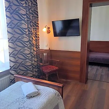 Dworek Staropolski Aparthotel