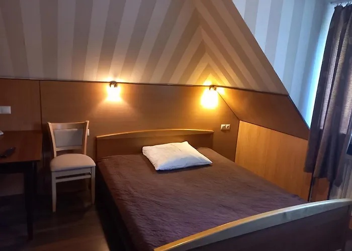 Dworek Staropolski Aparthotel