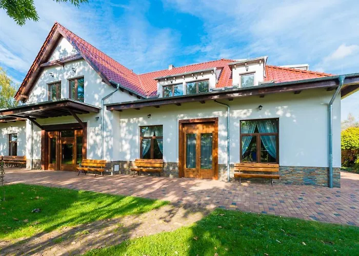 Dworek Staropolski Aparthotel