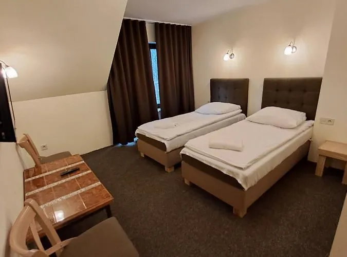 Dworek Staropolski Aparthotel