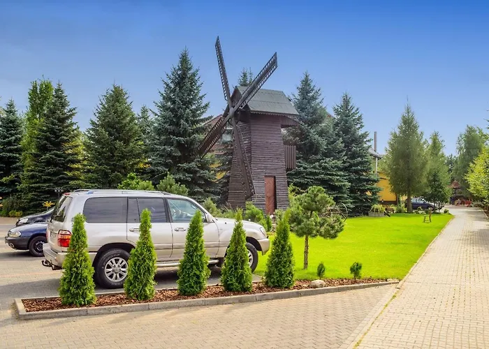 Dworek Staropolski Aparthotel 2*